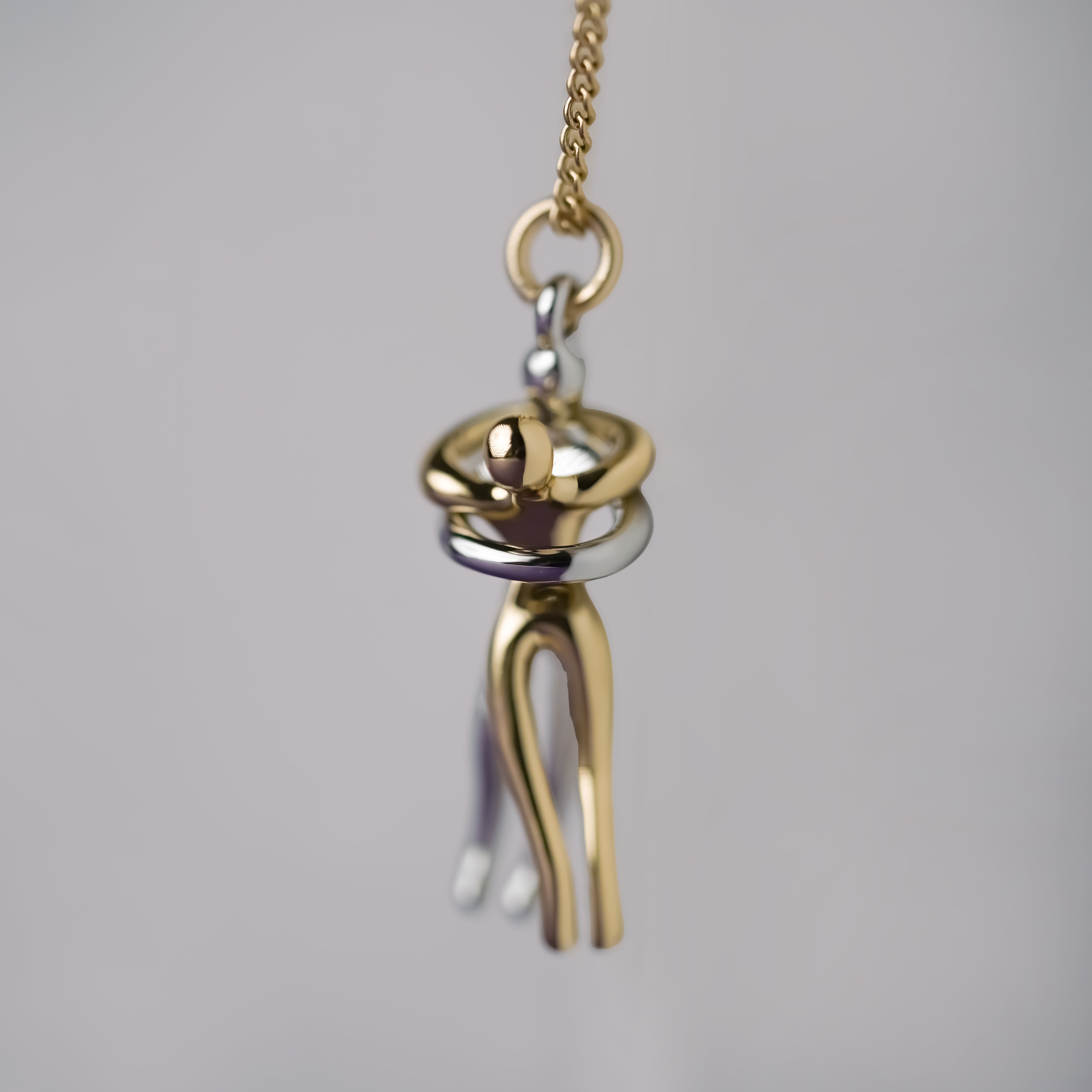 Hug Necklace