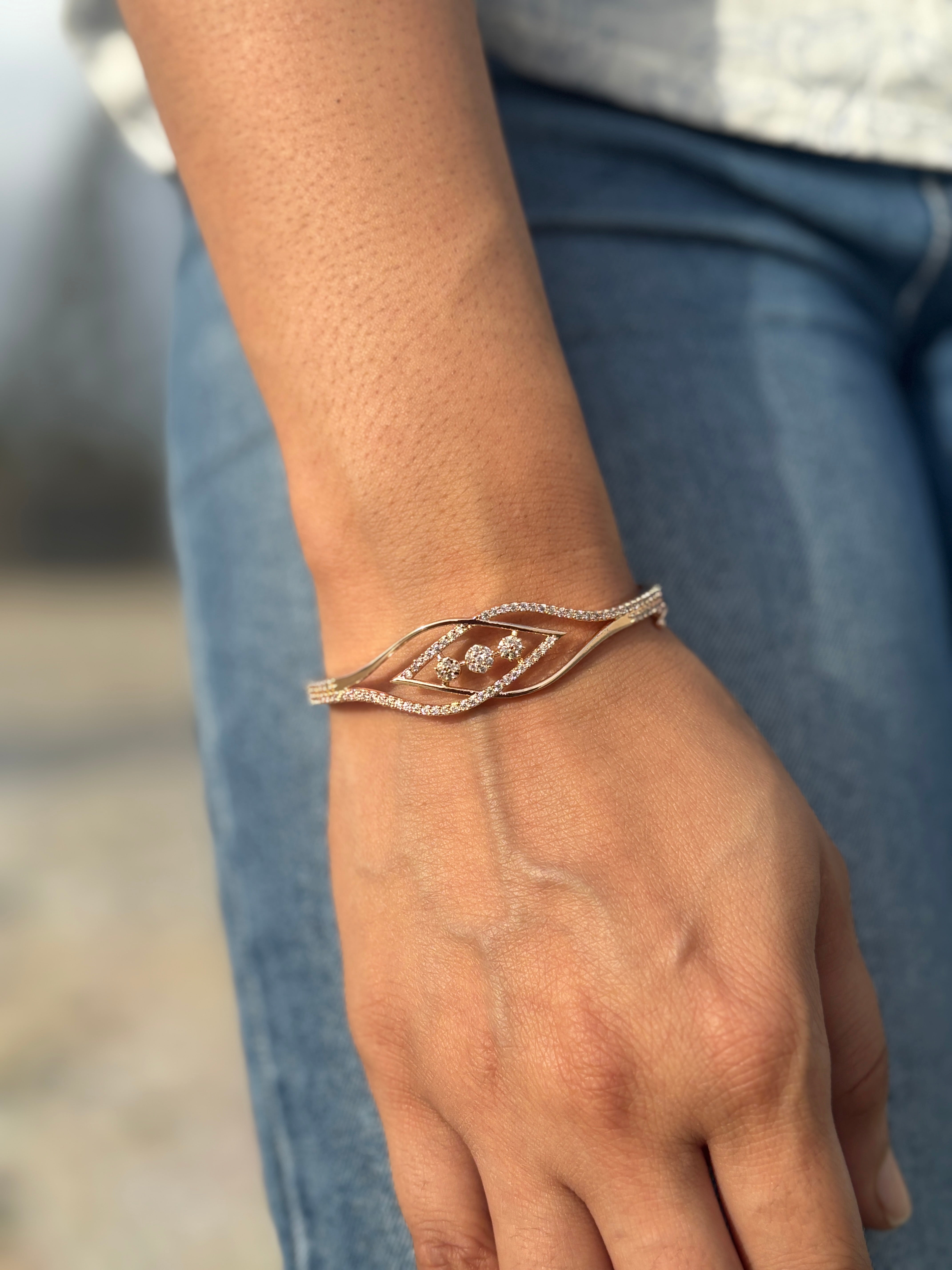 Ethereal Charm Kada