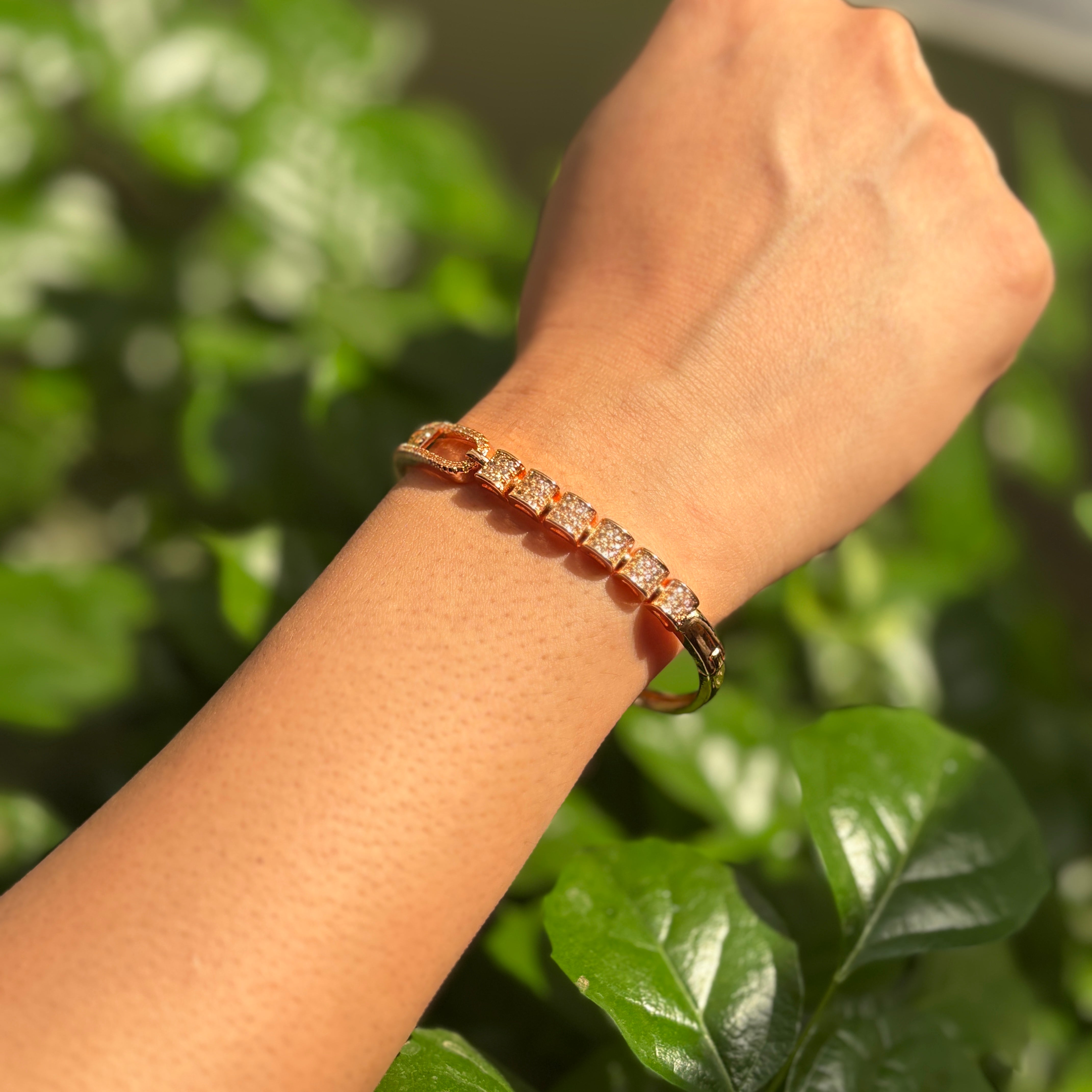 Golden Serenity Kada