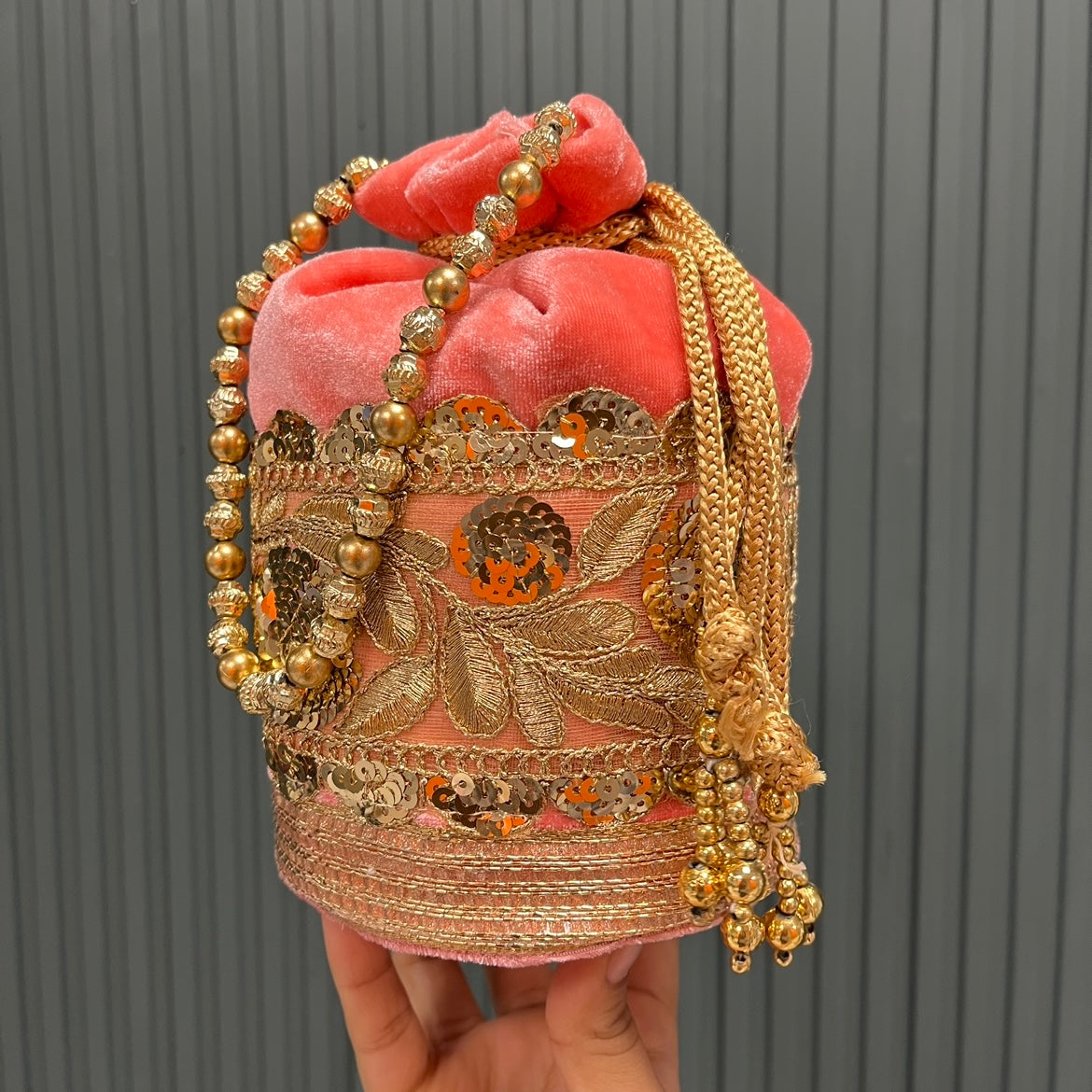 The Lace Potli