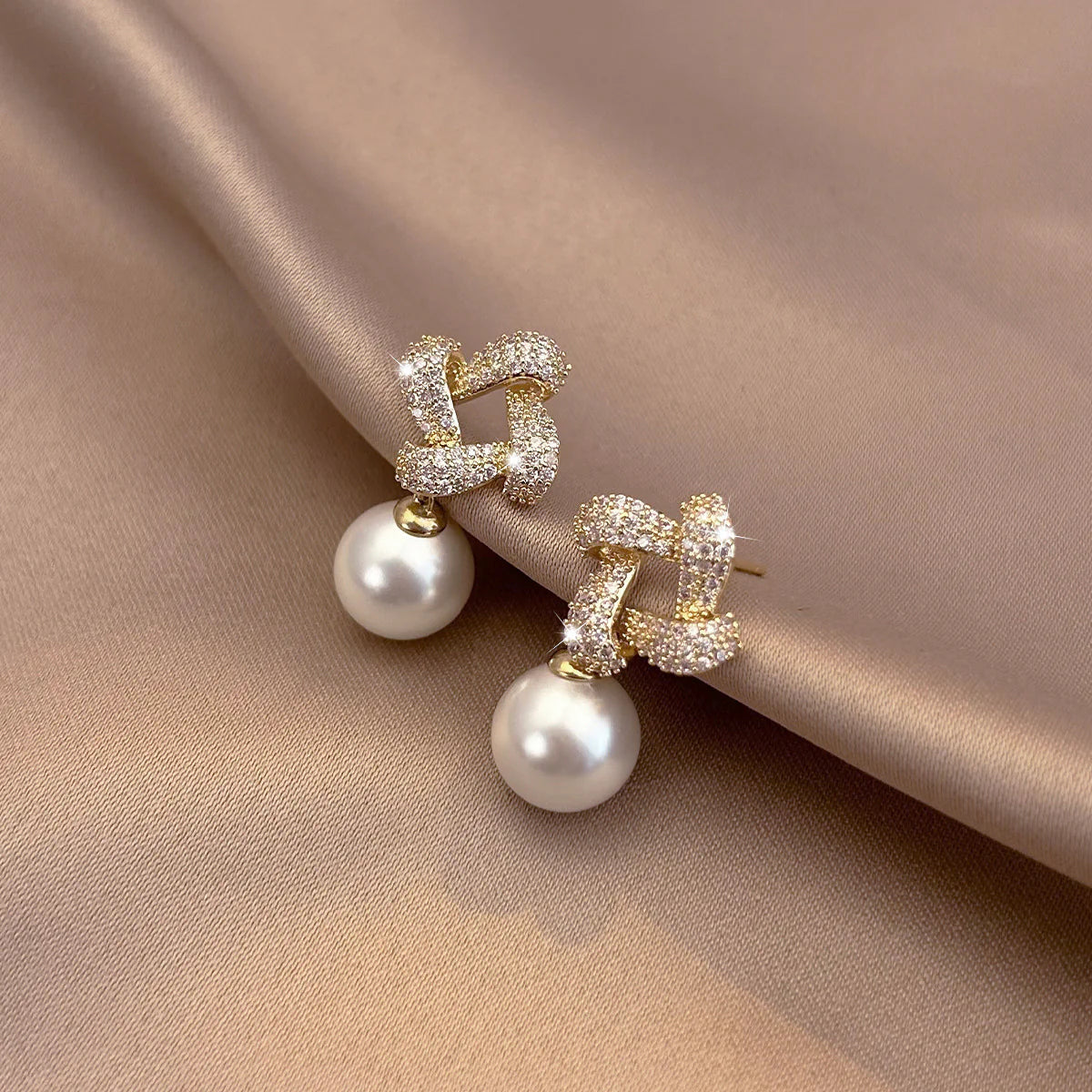Pearl Cube Earrings