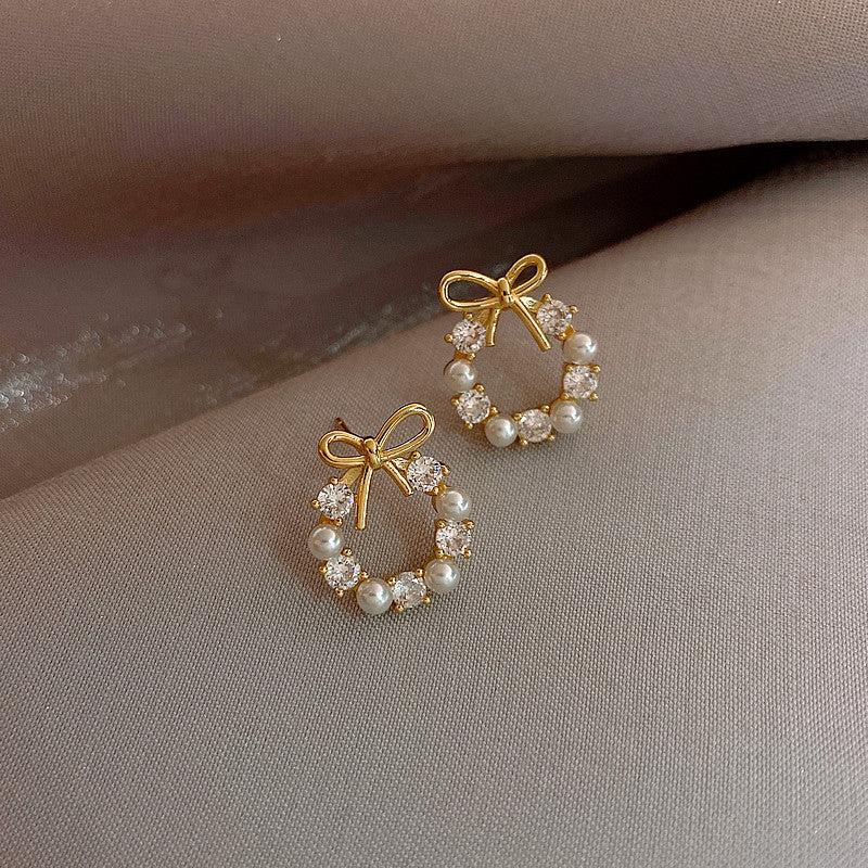 Golden Petite Bow Earrings