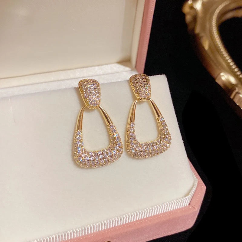 Sparkle Clutch Earrings