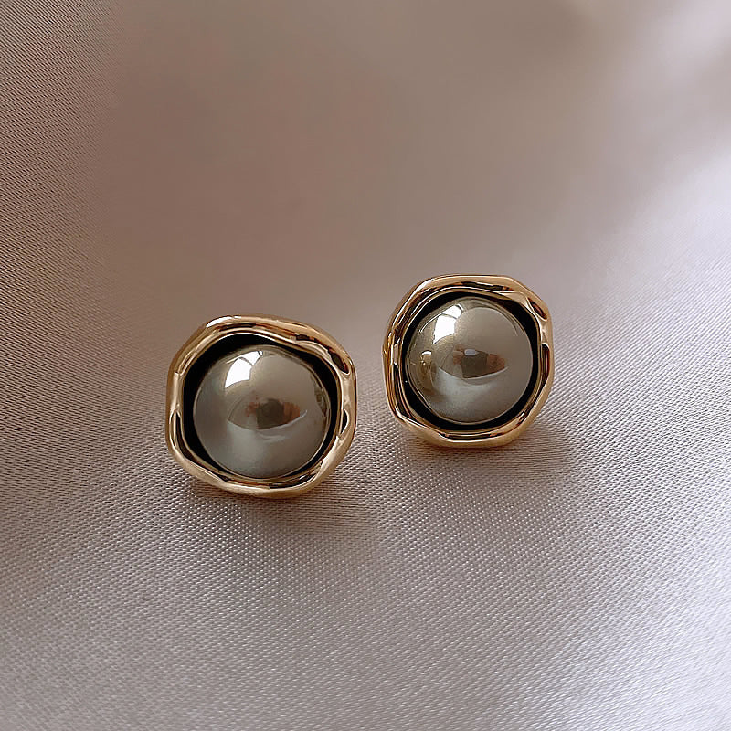 Smoky Pearl Earrings