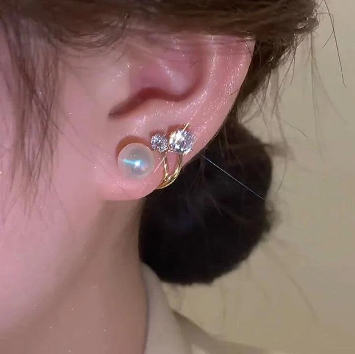 Pearl Whisper Studs